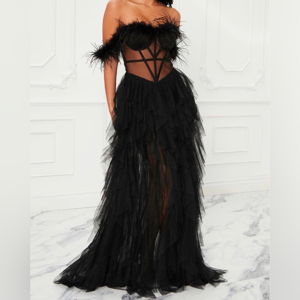 Tulle feather maxi black dress